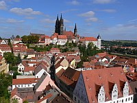 
    Blick von der Frauenkirche   
   auf Albrechtsburg und Dom   
