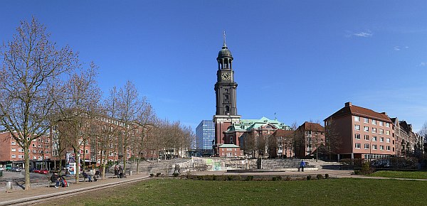 
   Michaeliskirche Hamburg   
