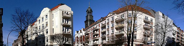 
   Straße nahe der Michaeliskirche   
