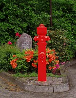 
 &nbsp;&nbsp; Ehrenmal f&uuml;r die verstorbenen Kameraden &nbsp; 
 &nbsp; auf dem Gel&auml;nde der freiwilligen Feuerwehr &nbsp; 
