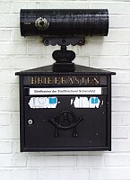 
 &nbsp; &nbsp; &nbsp; I &nbsp; H.e.r.z &nbsp; B&uuml;cher &nbsp; 
 &nbsp; Briefkasten Stadtb&uuml;cherei &nbsp; 
