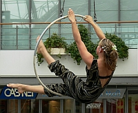 
 &nbsp; Papierkorb vor dem Gymnasium &nbsp; 
