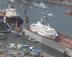 
   Blohm & Voss, Dock 10   
